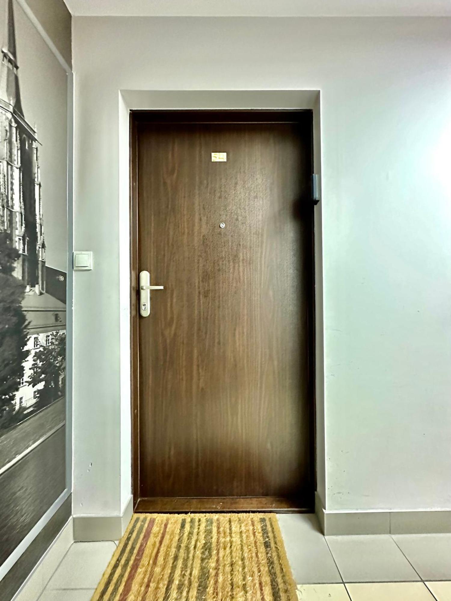 Podwale 2 Apartment - Self Check-In 20H ~Parking & Lift Wroclaw Ngoại thất bức ảnh