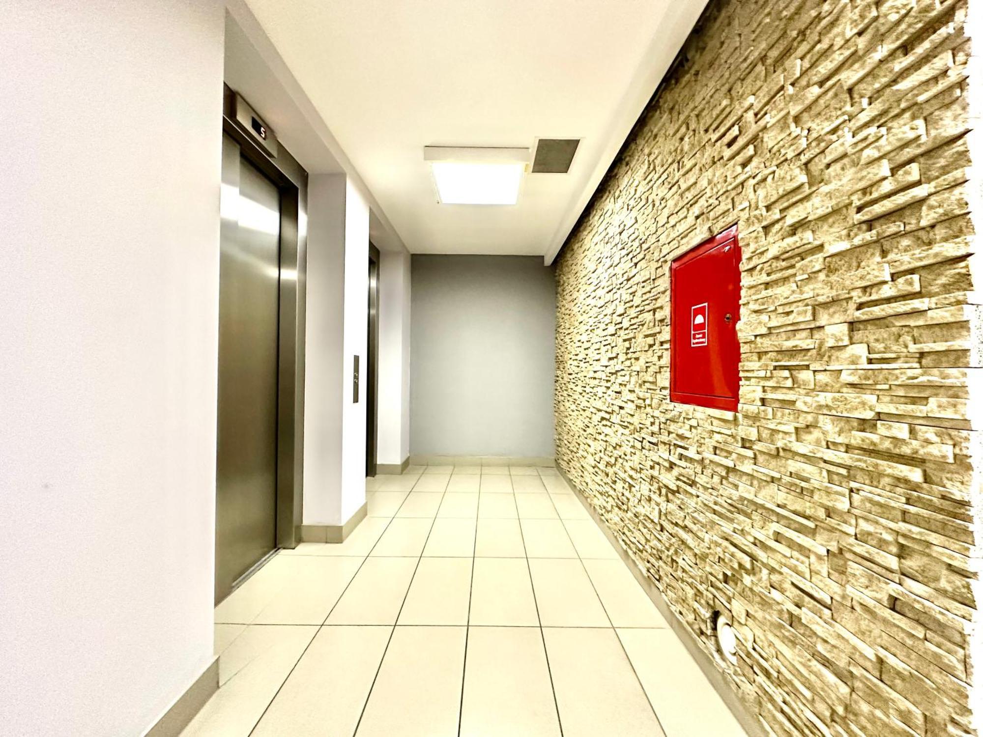 Podwale 2 Apartment - Self Check-In 20H ~Parking & Lift Wroclaw Ngoại thất bức ảnh
