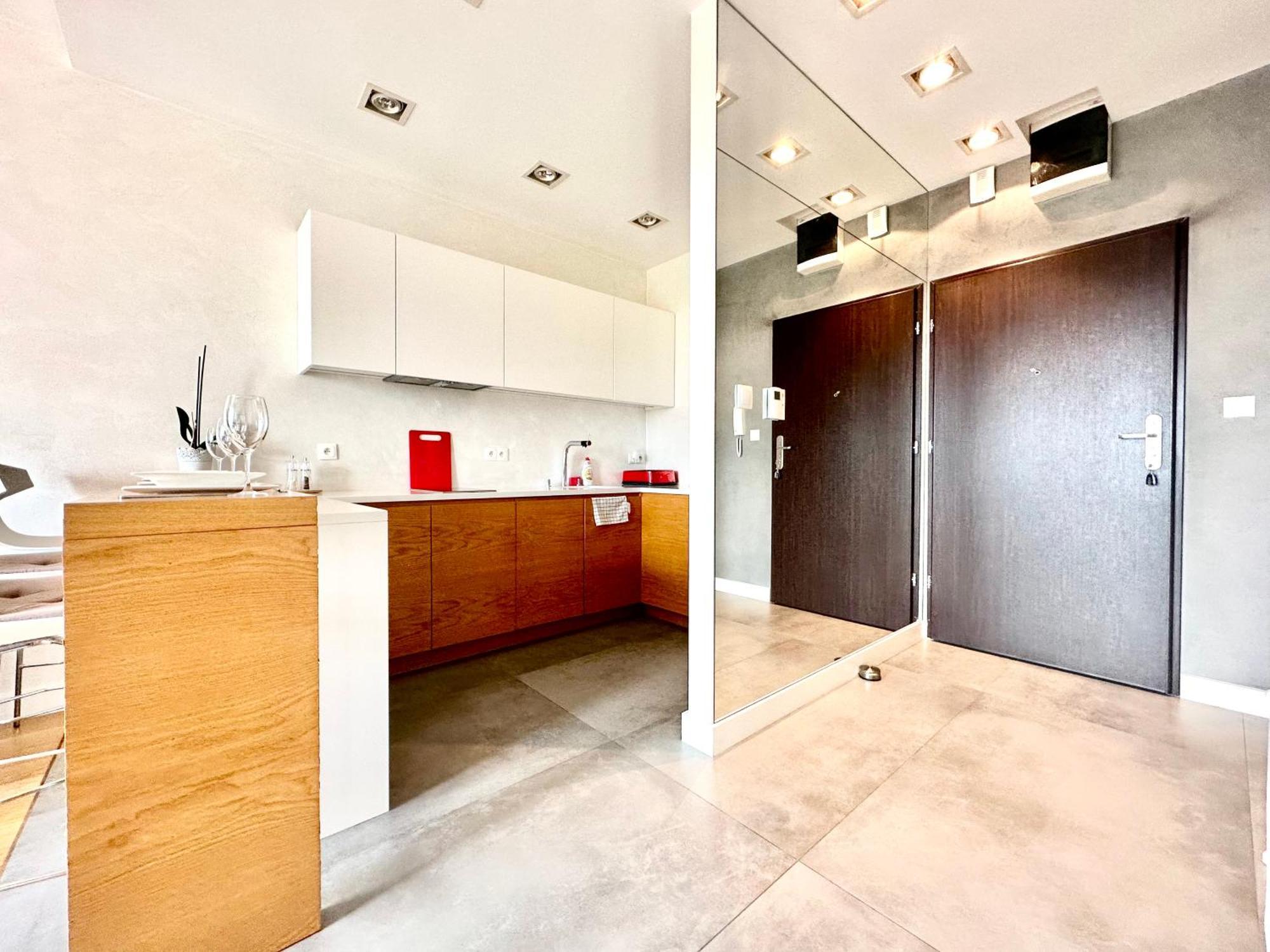 Podwale 2 Apartment - Self Check-In 20H ~Parking & Lift Wroclaw Ngoại thất bức ảnh
